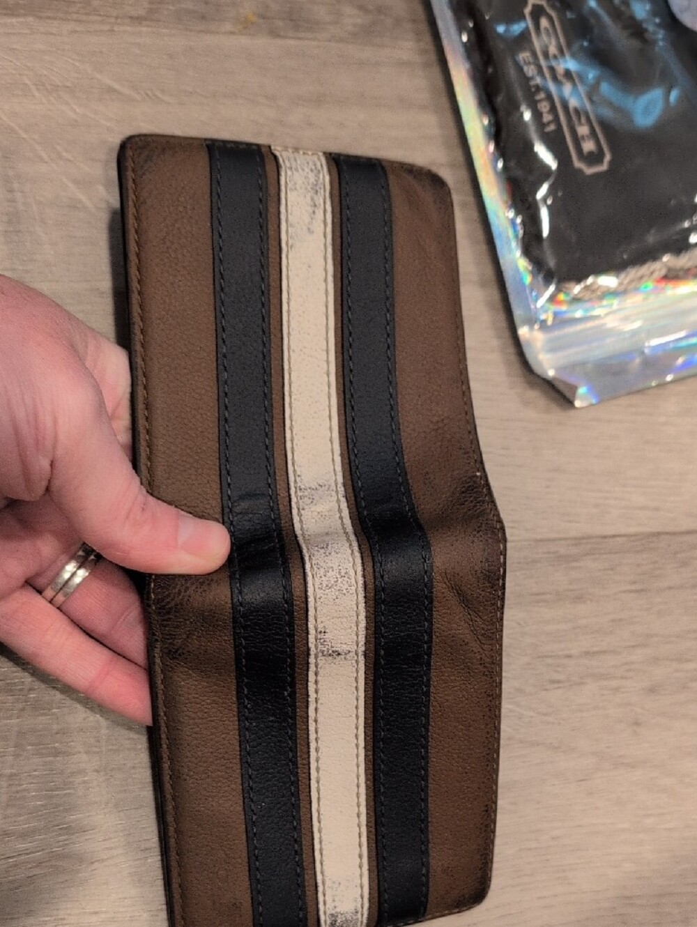 Coach Brown Leather Bifold Wallet with Black and Cream Stripes Men - Picture 3 of 7
